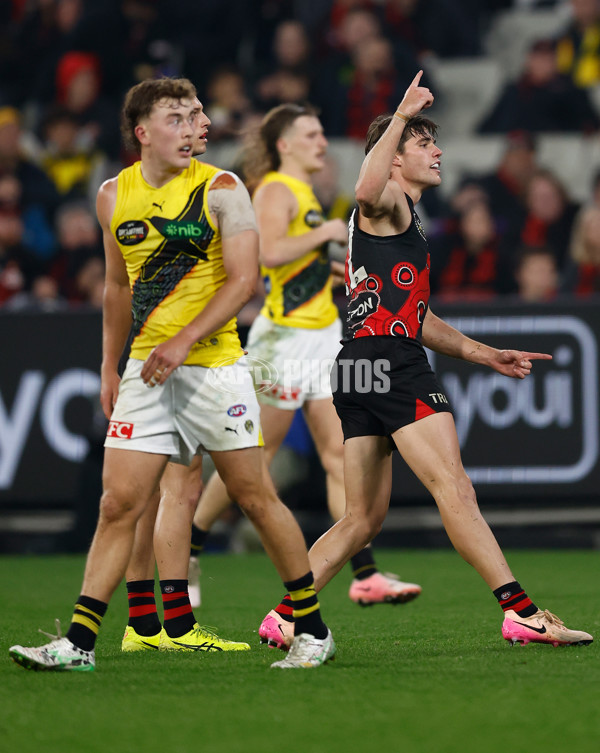 AFL 2025 Round 11 - Essendon v Richmond - A-59621931