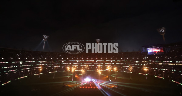 AFL 2025 Round 11 - Essendon v Richmond - A-59622530
