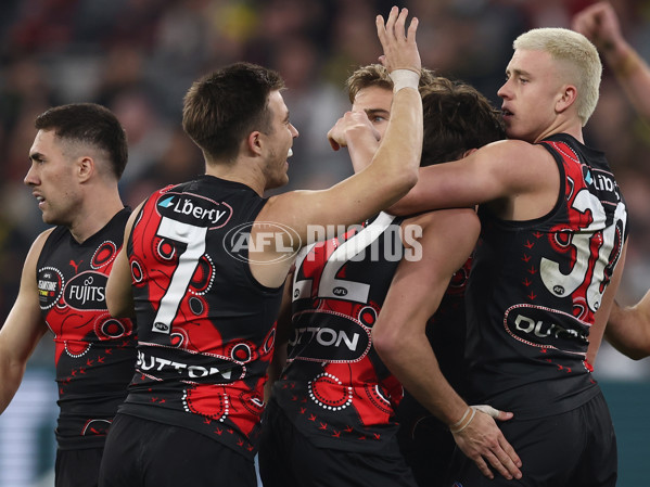 AFL 2025 Round 11 - Essendon v Richmond - A-59622604