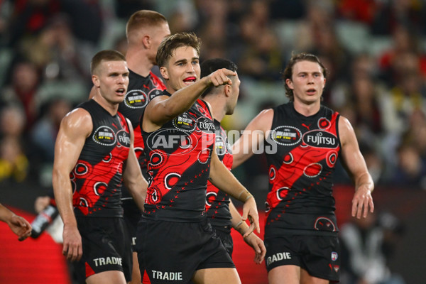 AFL 2025 Round 11 - Essendon v Richmond - A-59624380