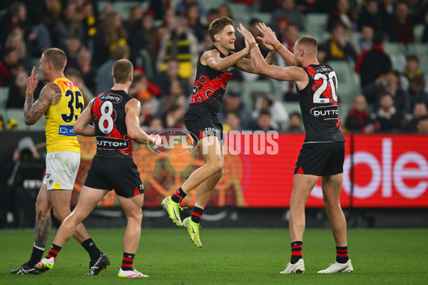 AFL 2025 Round 11 - Essendon v Richmond - A-59624393