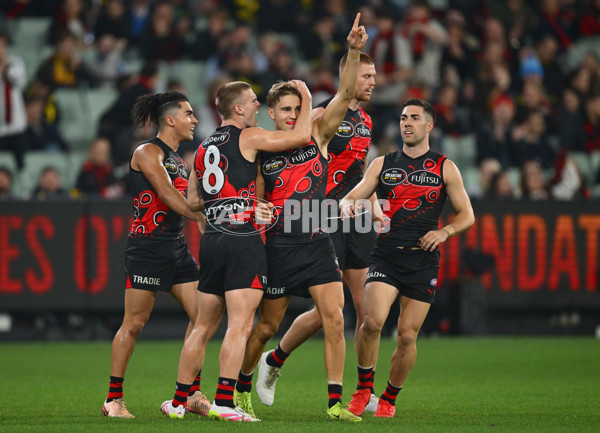 AFL 2025 Round 11 - Essendon v Richmond - A-59624693