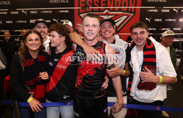 AFL 2025 Round 11 - Essendon v Richmond - A-59627279