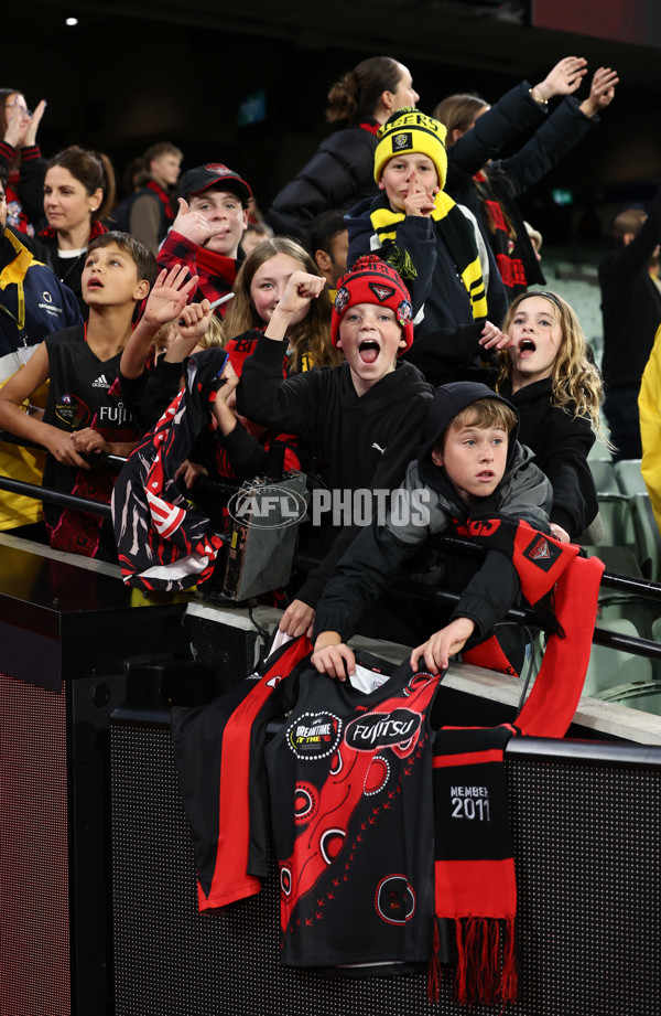 AFL 2025 Round 11 - Essendon v Richmond - A-59627280