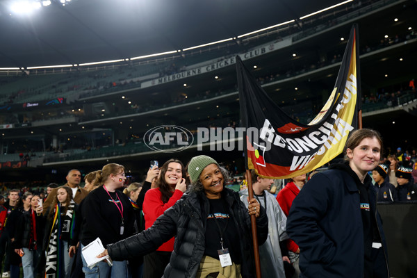 AFL 2025 Round 11 - Essendon v Richmond - A-59627344