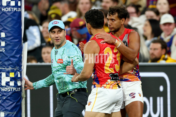 AFL 2025 Round 11 - Hawthorn v Brisbane - A-59642798