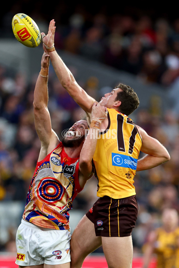AFL 2025 Round 11 - Hawthorn v Brisbane - A-59658587
