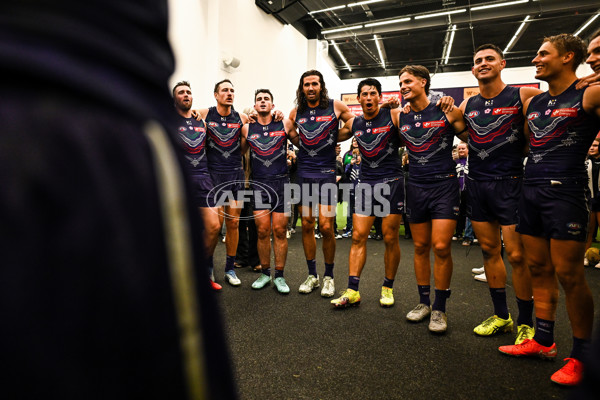 AFL 2025 Round 11 - Walyalup v Yartapuulti - A-59668207