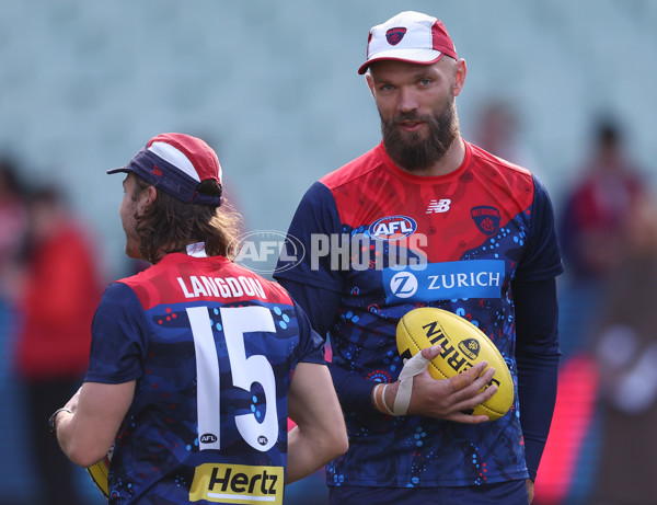 AFL 2025 Round 11 - Narrm v Sydney - A-59683619
