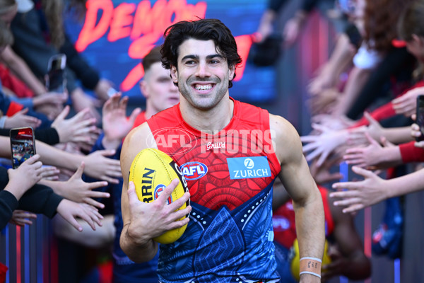 AFL 2025 Round 11 - Narrm v Sydney - A-59688355