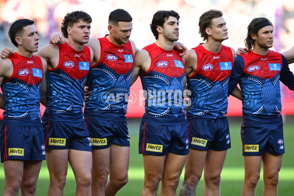 AFL 2025 Round 11 - Narrm v Sydney - A-59690679