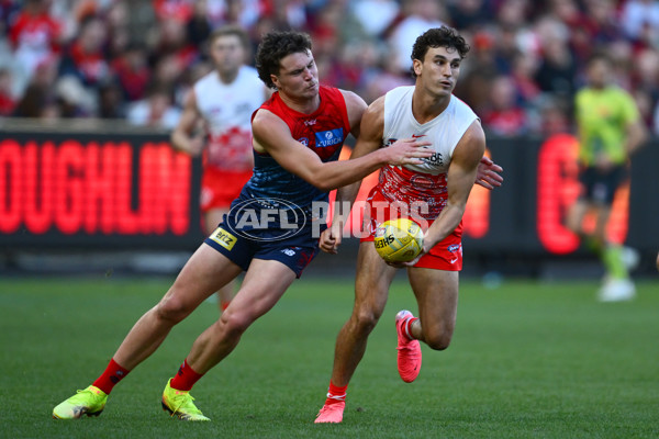 AFL 2025 Round 11 - Narrm v Sydney - A-59694472