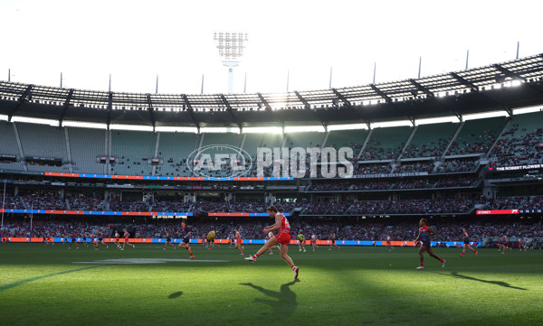 AFL 2025 Round 11 - Narrm v Sydney - A-59694483