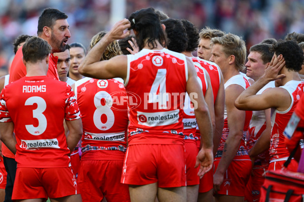 AFL 2025 Round 11 - Narrm v Sydney - A-59694487