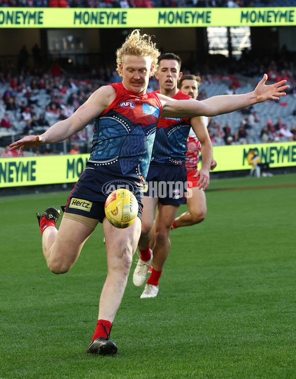 AFL 2025 Round 11 - Narrm v Sydney - A-59695987