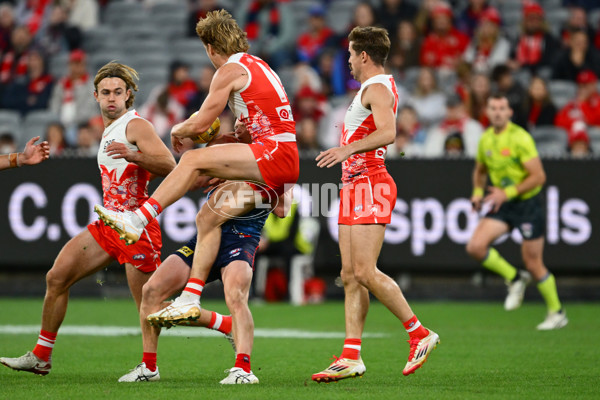 AFL 2025 Round 11 - Narrm v Sydney - A-59701417