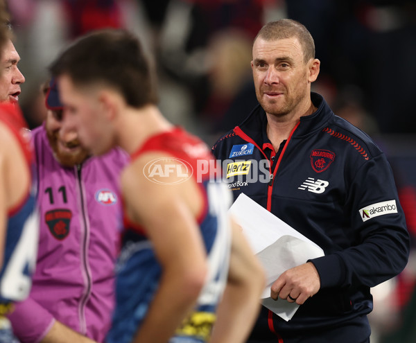 AFL 2025 Round 11 - Narrm v Sydney - A-59702057