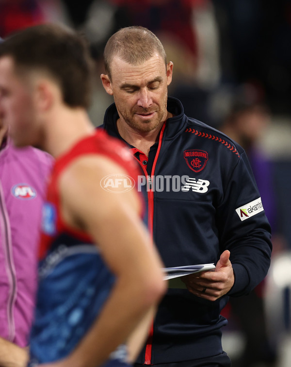 AFL 2025 Round 11 - Narrm v Sydney - A-59702079
