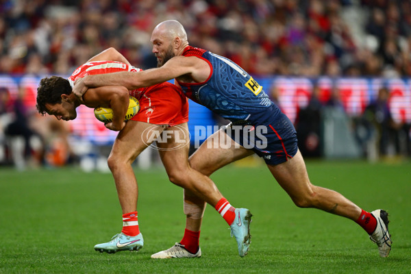 AFL 2025 Round 11 - Narrm v Sydney - A-59704901