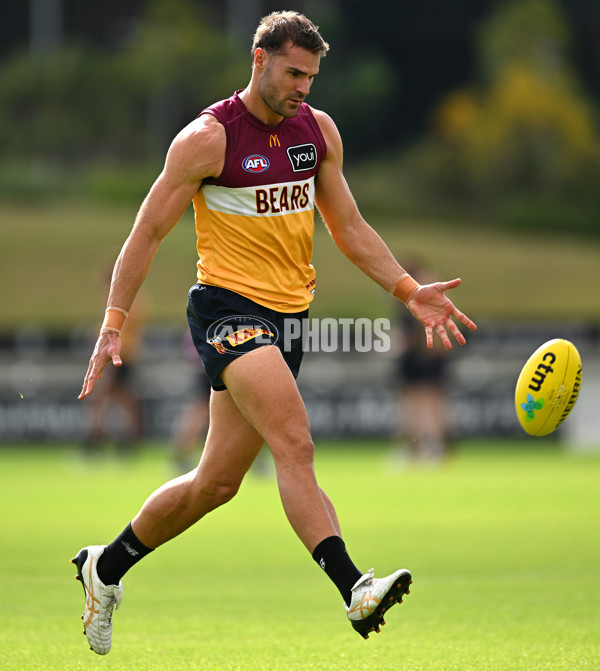 AFL 2025 Training - Brisbane 270525 - A-59712770