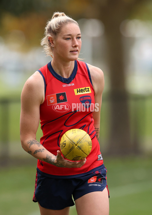 AFLW 2025 Training - Melbourne 280525 - A-59714574