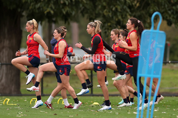 AFLW 2025 Training - Melbourne 280525 - A-59714591