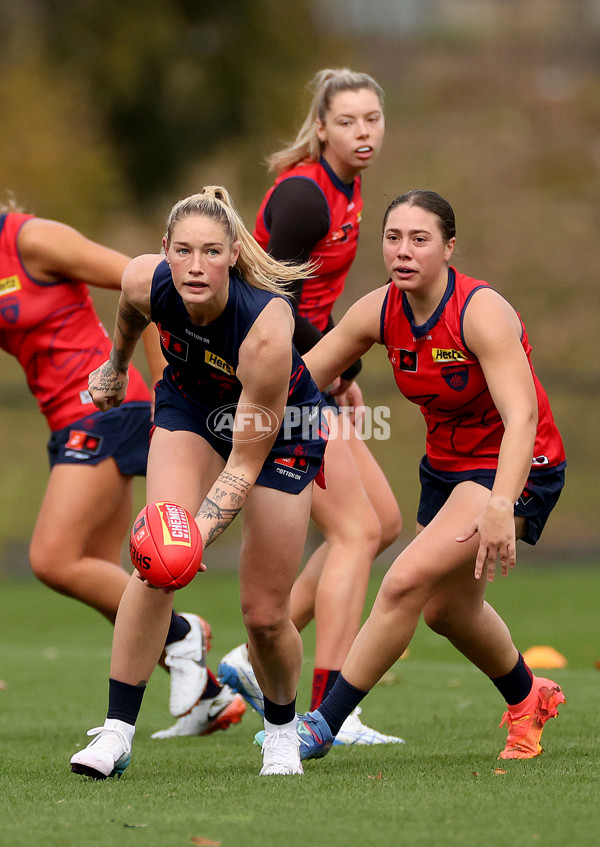 AFLW 2025 Training - Melbourne 280525 - A-59714626