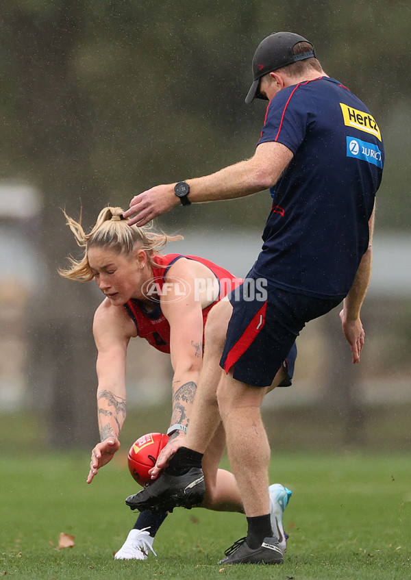 AFLW 2025 Training - Melbourne 280525 - A-59715089