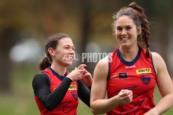 AFLW 2025 Training - Melbourne 280525 - A-59715092