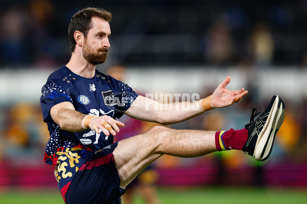 AFL 2025 Round 12 - Brisbane v Essendon - A-59717860