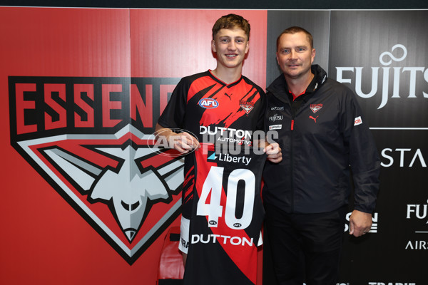 AFL 2025 Round 12 - Brisbane v Essendon - A-59718506