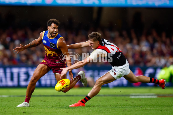 AFL 2025 Round 12 - Brisbane v Essendon - A-59727792