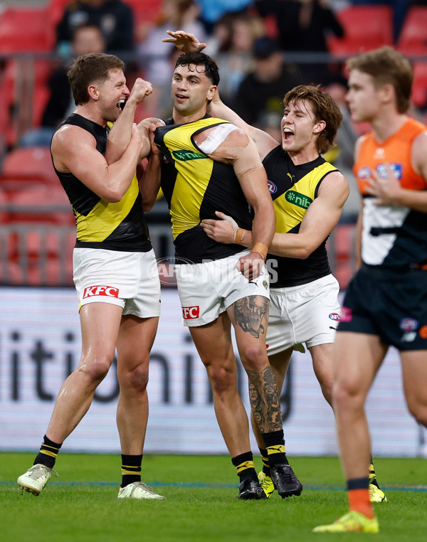 AFL 2025 Round 12 - GWS v Richmond - A-59760138