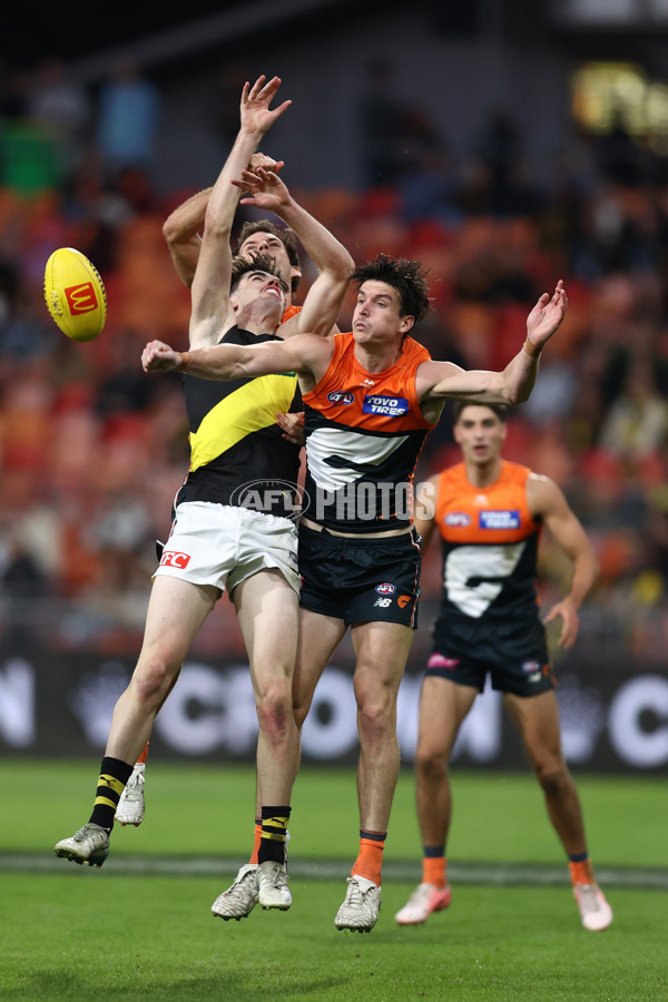 AFL 2025 Round 12 - GWS v Richmond - A-59760166
