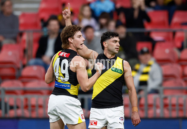 AFL 2025 Round 12 - GWS v Richmond - A-59760926