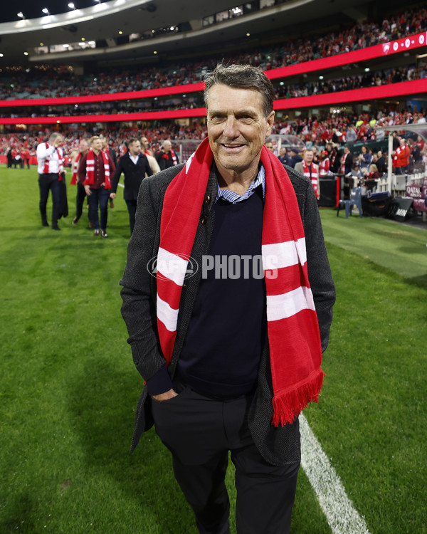 AFL 2025 Round 12 - Sydney v Adelaide - A-59768668