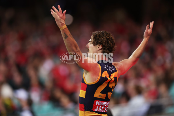 AFL 2025 Round 12 - Sydney v Adelaide - A-59773845