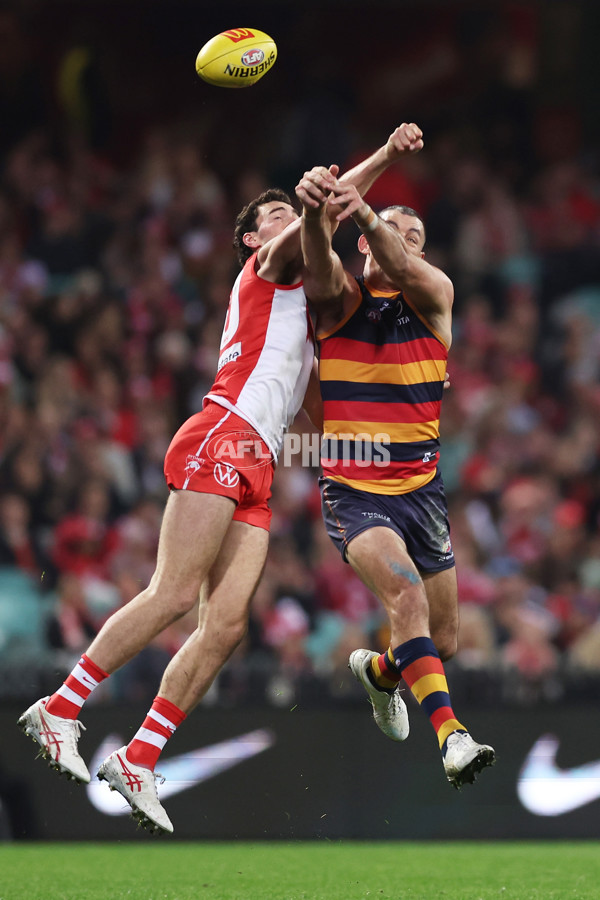 AFL 2025 Round 12 - Sydney v Adelaide - A-59776371