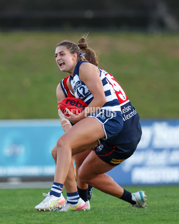 VFLW 2025 Round 07 - Darebin Falcons v Geelong Cats - A-59777601