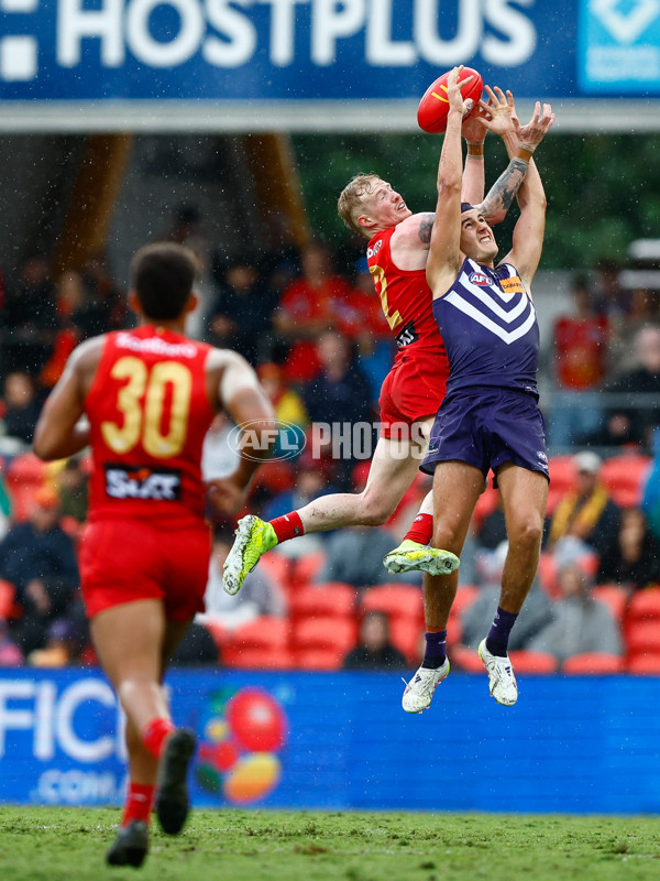 AFL 2025 Round 12 - Gold Coast v Fremantle - A-59782402
