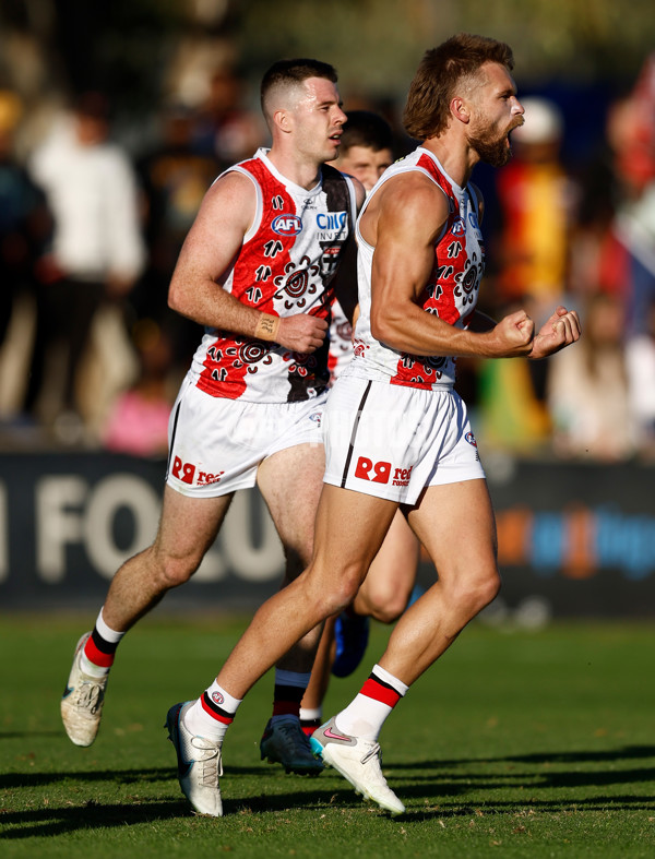 AFL 2025 Round 12 - Melbourne v St Kilda - A-59795300