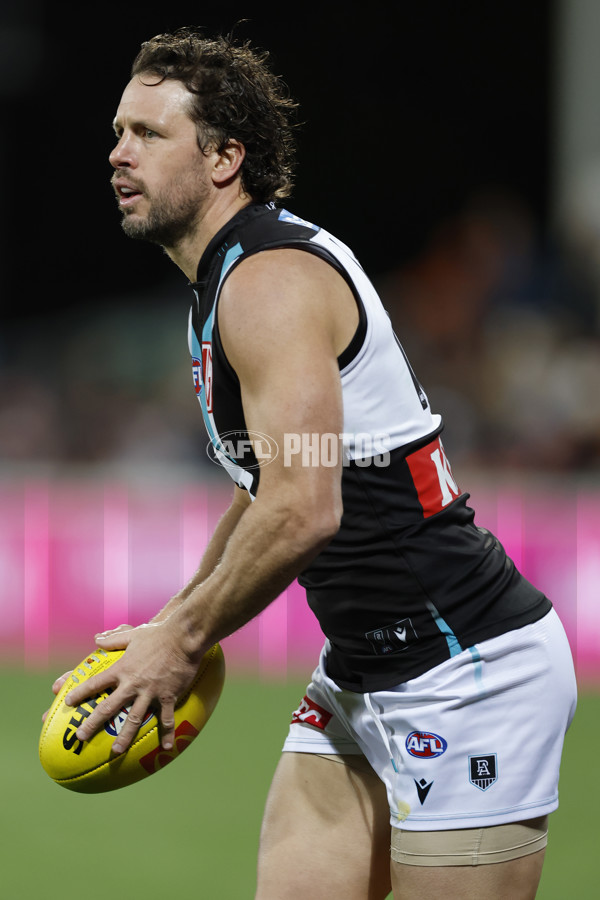 AFL 2025 Round 13 - GWS v Port Adelaide - A-59880446