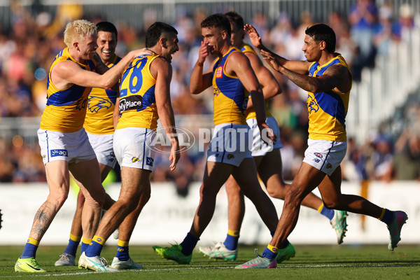 AFL 2025 Round 13 - North Melbourne v West Coast - A-59906545