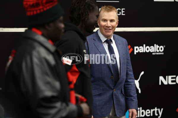 AFL 2025 Round 13 - Carlton v Essendon - A-59906620
