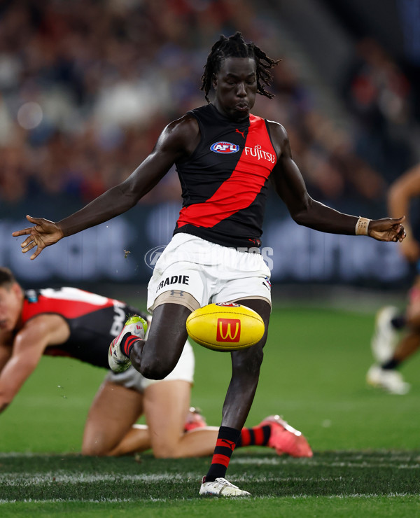 AFL 2025 Round 13 - Carlton v Essendon - A-59916766