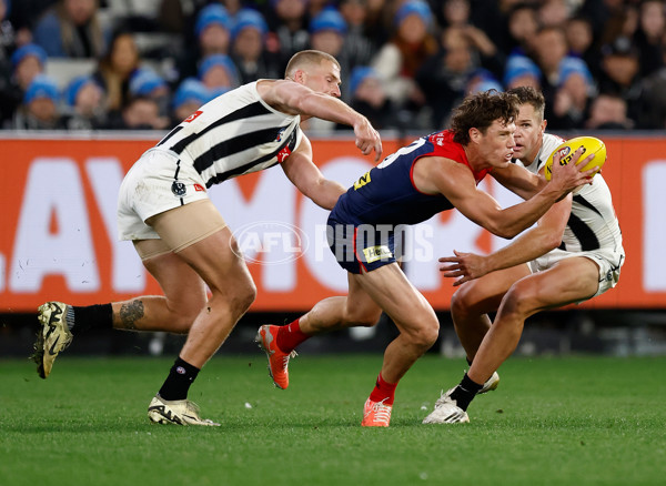 AFL 2025 Round 13 - Melbourne v Collingwood - A-59954614