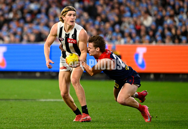 AFL 2025 Round 13 - Melbourne v Collingwood - A-59967912