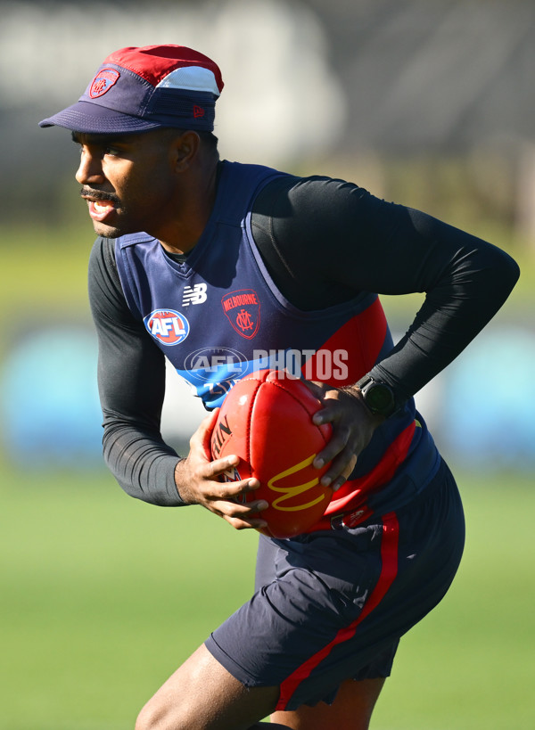 AFL 2025 Training - Melbourne 130625 - A-60006143