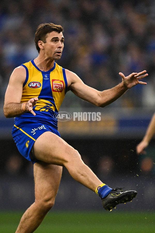 AFL 2025 Round 14 - West Coast v Carlton - A-60076366