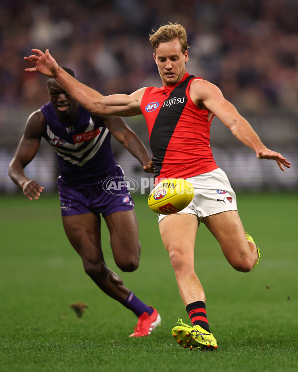 AFL 2025 Round 15 - Fremantle v Essendon - A-60104134